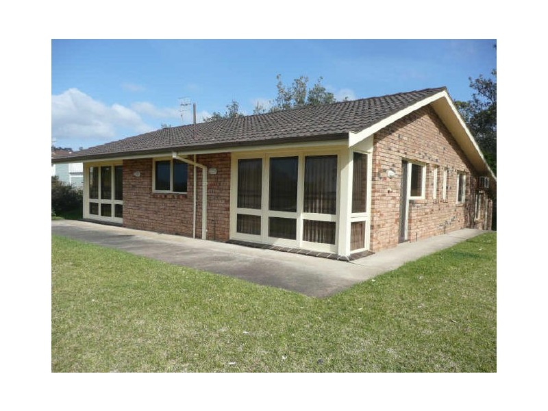 92 Mitchell Pde, Mollymook NSW 2539