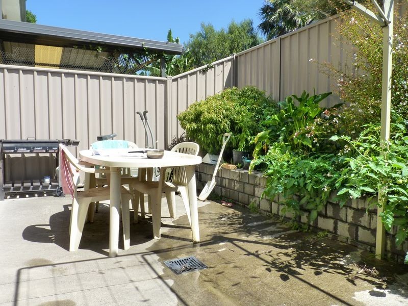 2/11 Witherington Avenue, Ulladulla NSW 2539