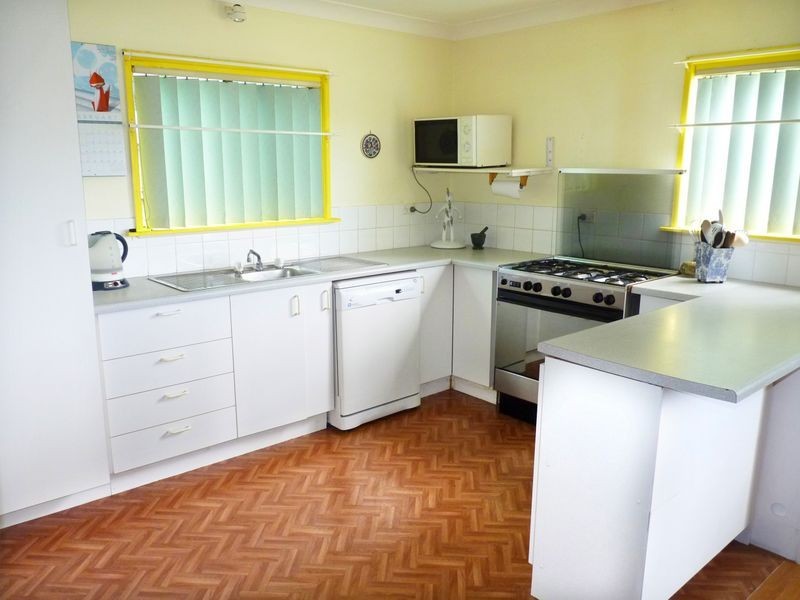 78 Wattle Street, Fishermans Paradise NSW 2539