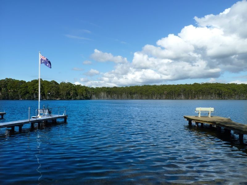 25 Lakeview Drive, Burrill Lake NSW 2539