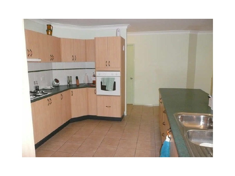 19 Royal Mantle Dr, Ulladulla NSW 2539