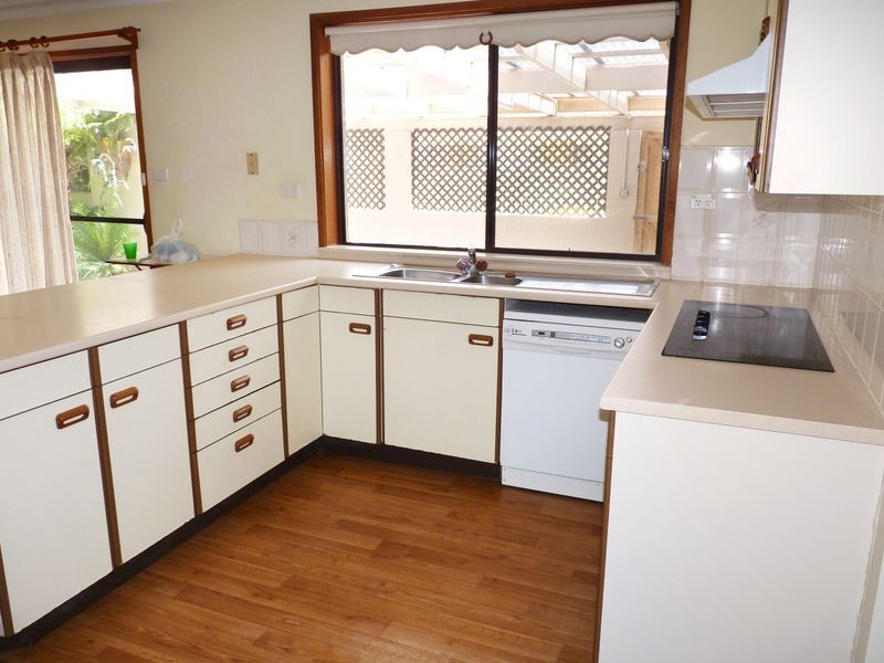 31 Macleay Street, Narrawallee NSW 2539
