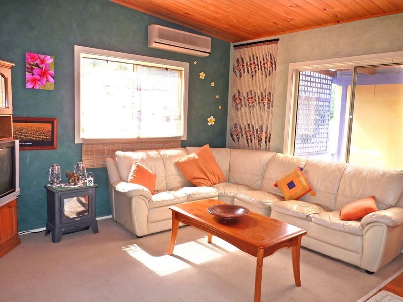 39 Anglers Parade, Fishermans Paradise NSW 2539