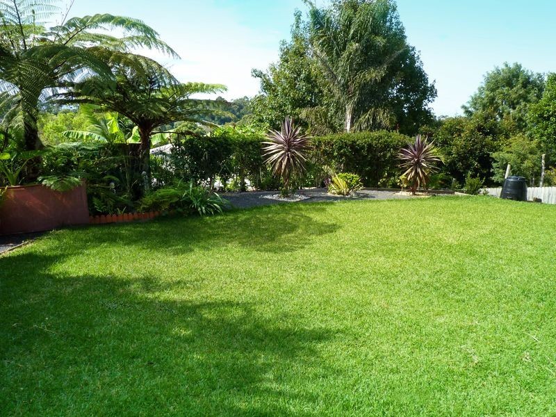 22 Hilltop Crescent, Mollymook NSW 2539