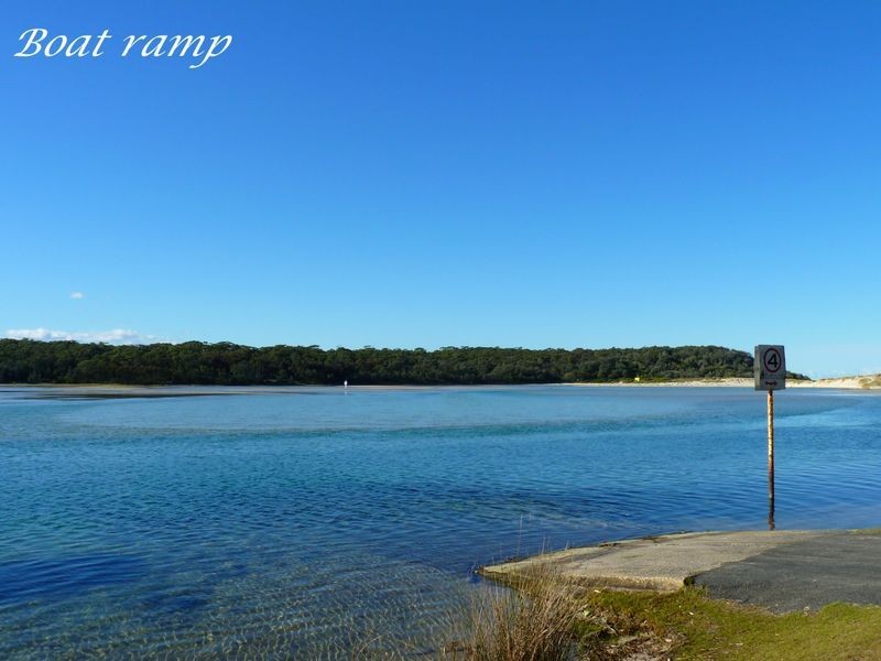 33 Edwin Avenue, Lake Conjola NSW 2539