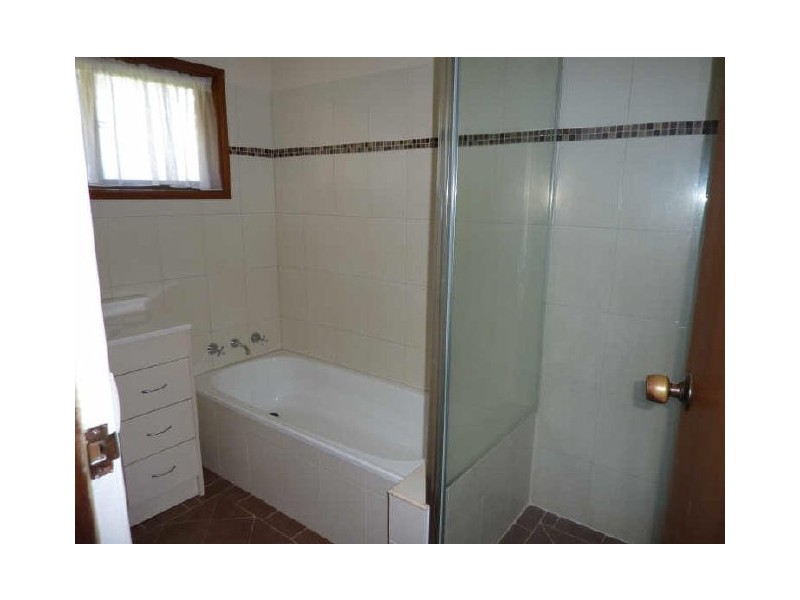 2 Dickson Cl, Ulladulla NSW 2539