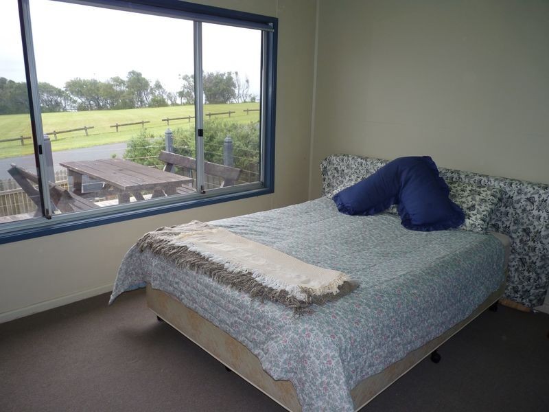 63 Seaside Parade, Dolphin Point NSW 2539