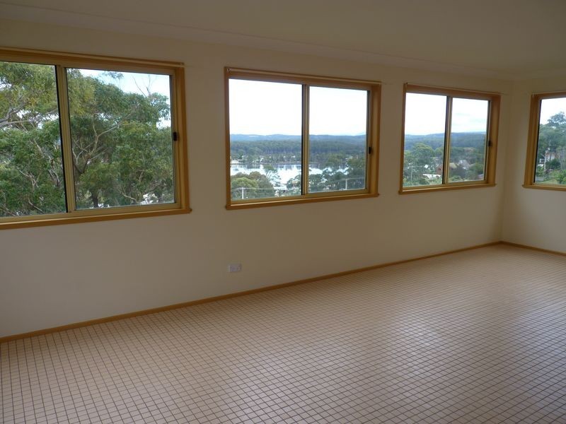 12 Braidwood Avenue, Burrill Lake NSW 2539