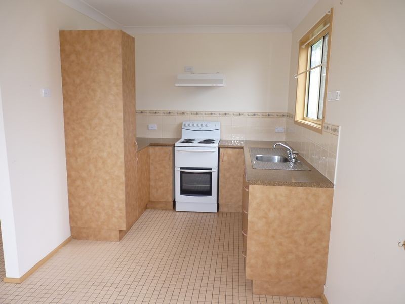 12 Braidwood Avenue, Burrill Lake NSW 2539