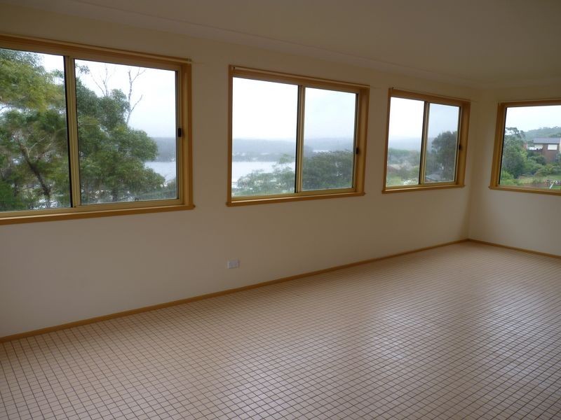 12 Braidwood Avenue, Burrill Lake NSW 2539