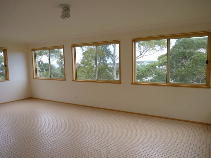 12 Braidwood Avenue, Burrill Lake NSW 2539