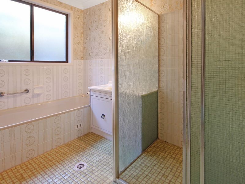 28 Tallwood Avenue, Narrawallee NSW 2539