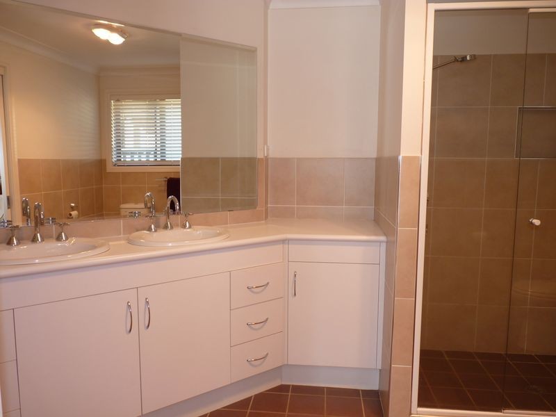 27 Walpole Avenue, Ulladulla NSW 2539