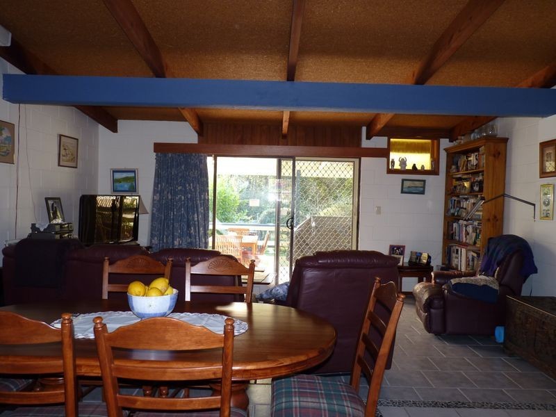 7 Ocean Street, Mollymook NSW 2539