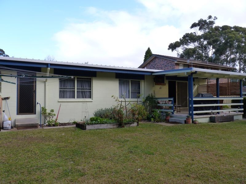 7 Ocean Street, Mollymook NSW 2539
