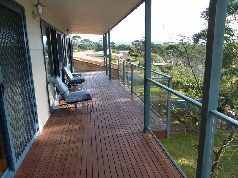 14 Tallwood Avenue, Narrawallee NSW 2539