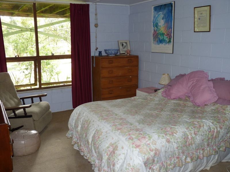 12 Wallaroy Drive, Burrill Lake NSW 2539