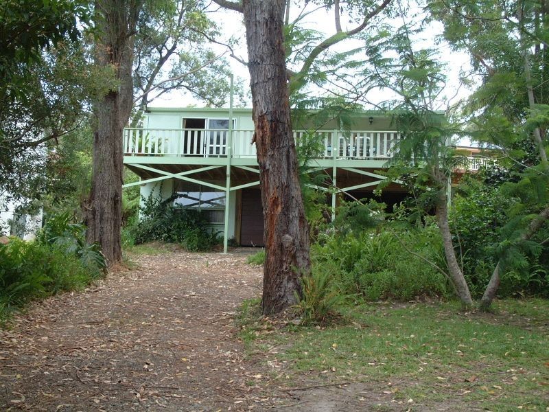 12 Wallaroy Drive, Burrill Lake NSW 2539