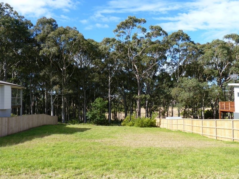 7 Bada Crescent, Burrill Lake NSW 2539