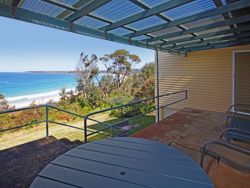 130 Mitchell Parade, Mollymook NSW 2539
