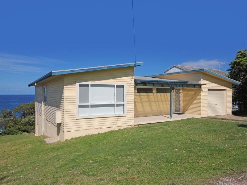 130 Mitchell Parade, Mollymook NSW 2539