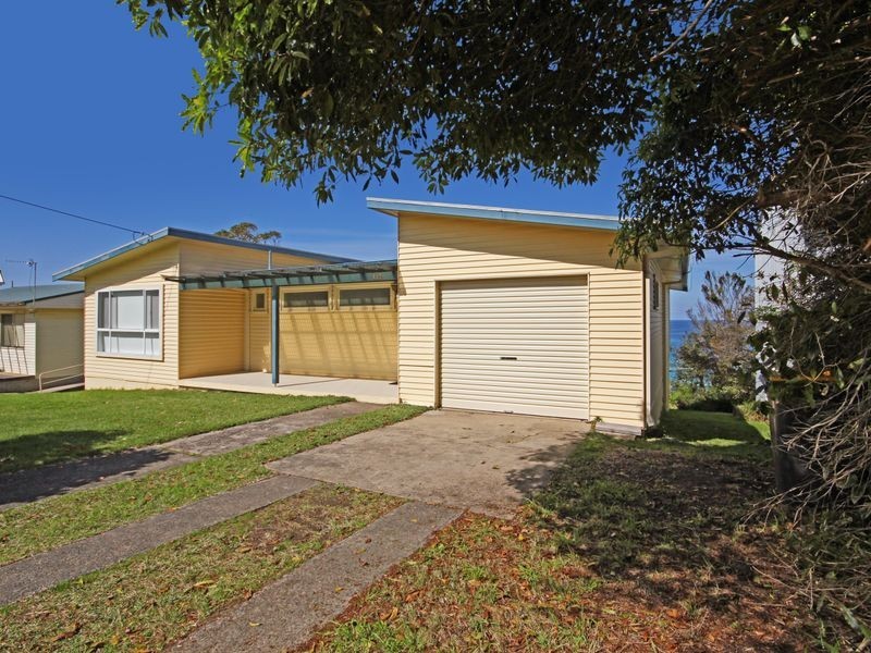 130 Mitchell Parade, Mollymook NSW 2539