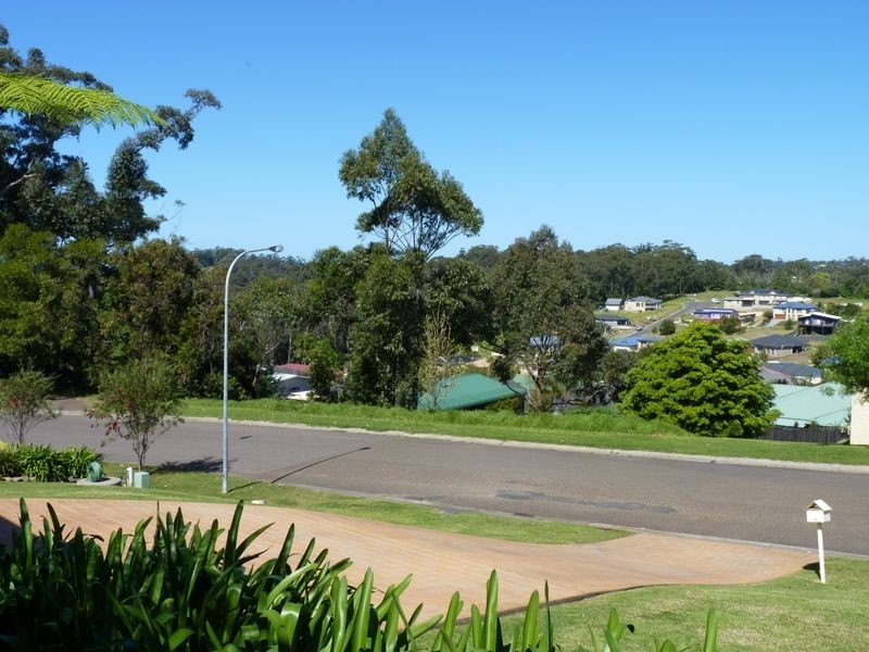 24 Combe Drive, Mollymook NSW 2539