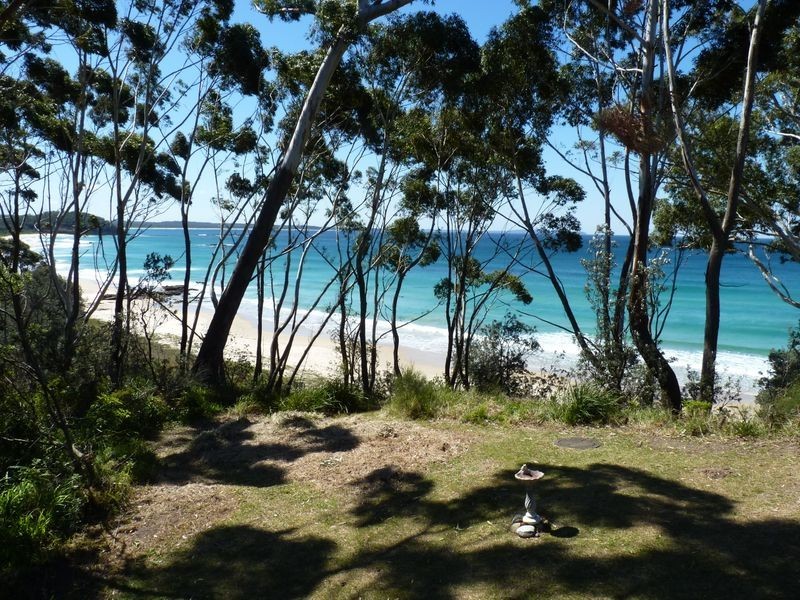 10 Surfers Avenue, Narrawallee NSW 2539