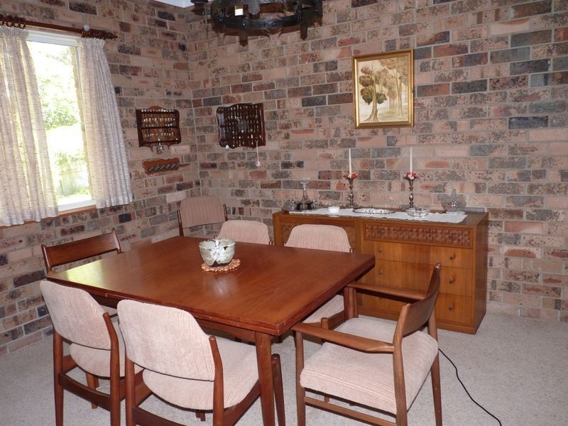 11 Hilltop Crescent, Mollymook NSW 2539