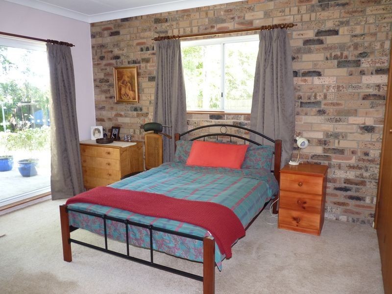 11 Hilltop Crescent, Mollymook NSW 2539