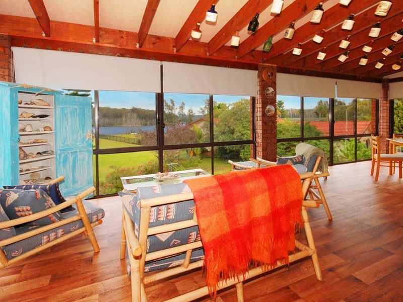 12 Honeysuckle Close, Burrill Lake NSW 2539