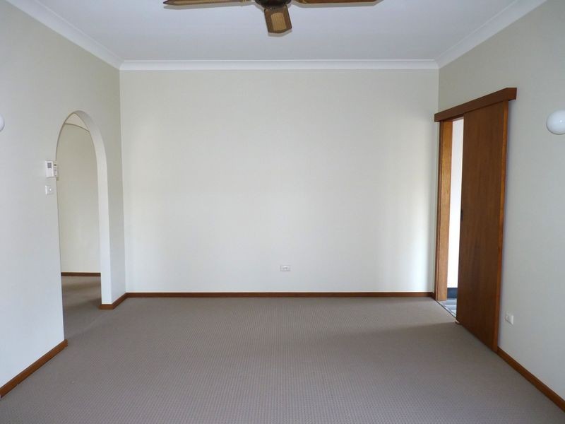 30 Queanbeyan Avenue, Burrill Lake NSW 2539