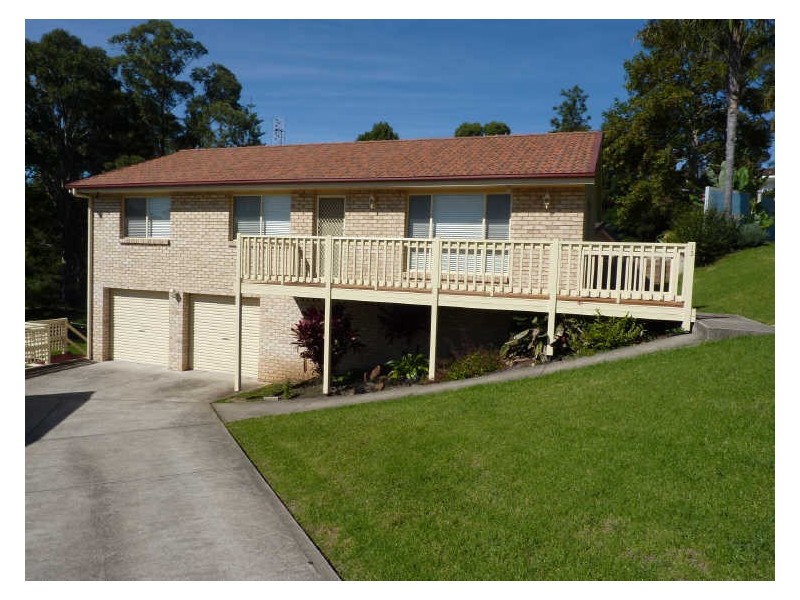 13 Treetops Crescent, Mollymook NSW 2539