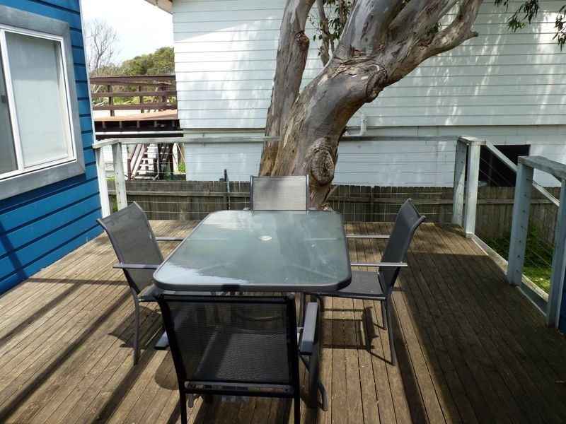 11 Merry Street, Kioloa NSW 2539