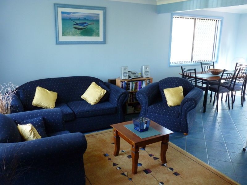 1/13 Clyde Street, Mollymook NSW 2539