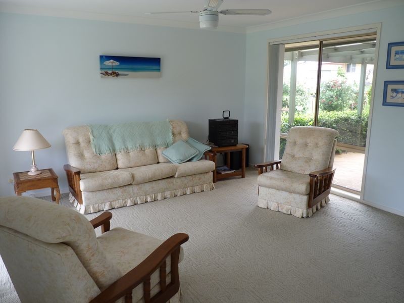 16 Hapgood Close, Kioloa NSW 2539