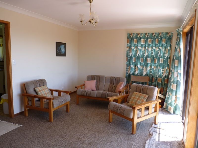 11 Vigilant Street, Ulladulla NSW 2539