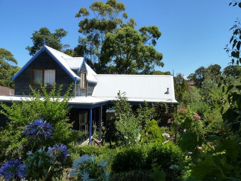 7 Anker Avenue, Mollymook NSW 2539