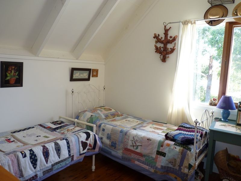 7 Anker Avenue, Mollymook NSW 2539