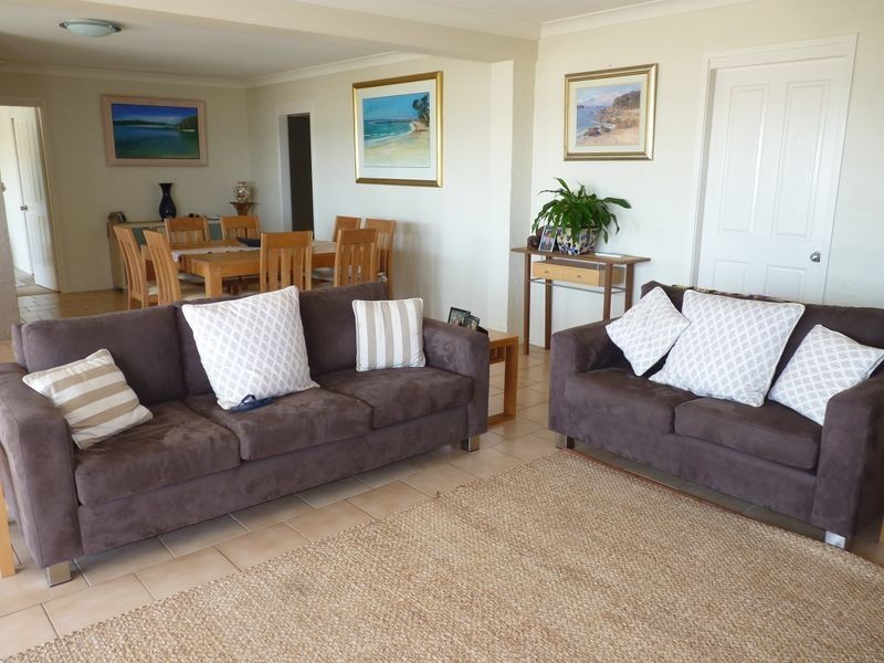 1/1 Golf Avenue, Mollymook NSW 2539