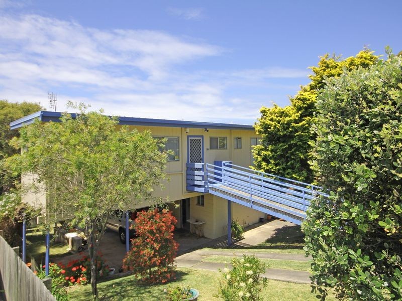 24 Hilltop Crescent, Mollymook NSW 2539
