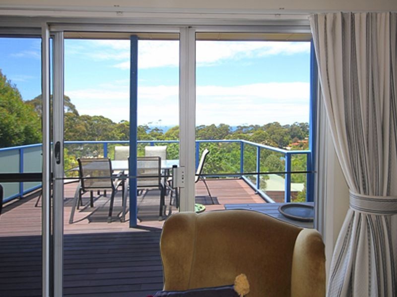 24 Hilltop Crescent, Mollymook NSW 2539