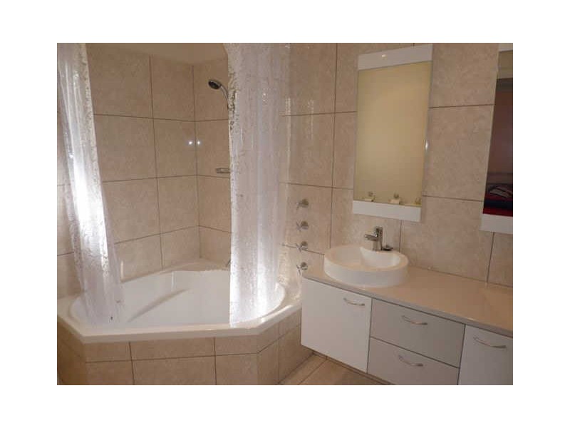 56 Leo Drive, Narrawallee NSW 2539