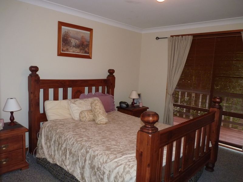 20 Acacia Street, Fishermans Paradise NSW 2539