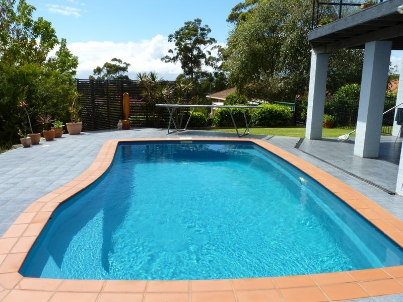 18 Seascape Close, Narrawallee NSW 2539