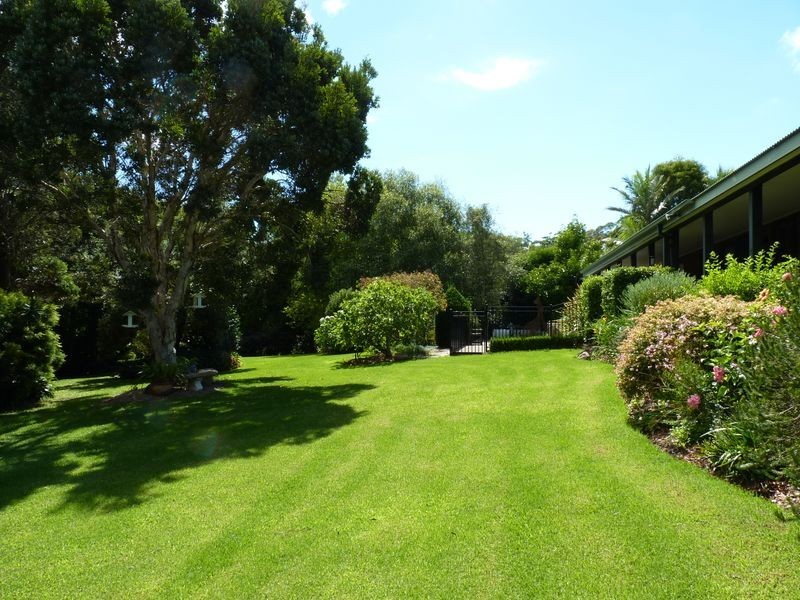 24 Sungrove Lane, Milton NSW 2538