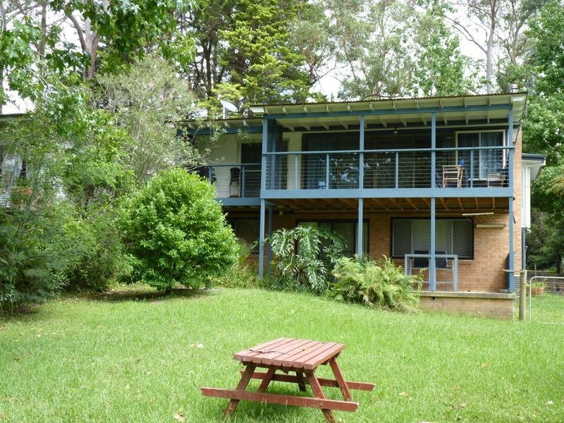 42 Anglers Parade, Fishermans Paradise NSW 2539