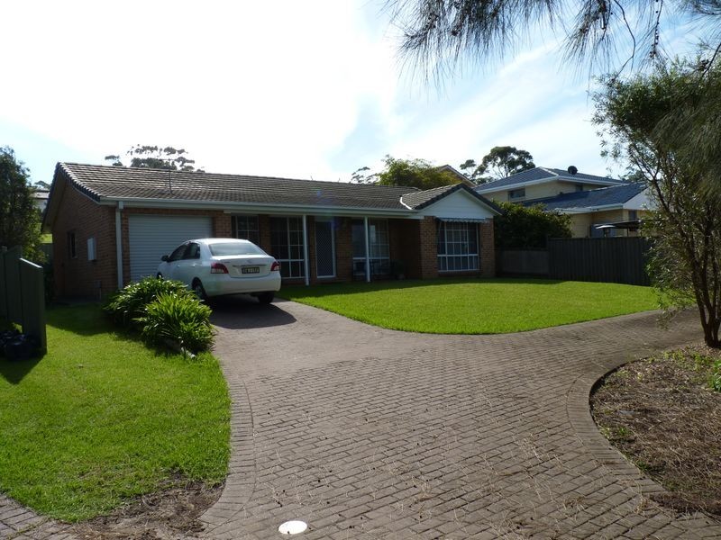 25A Clissold Street, Mollymook NSW 2539