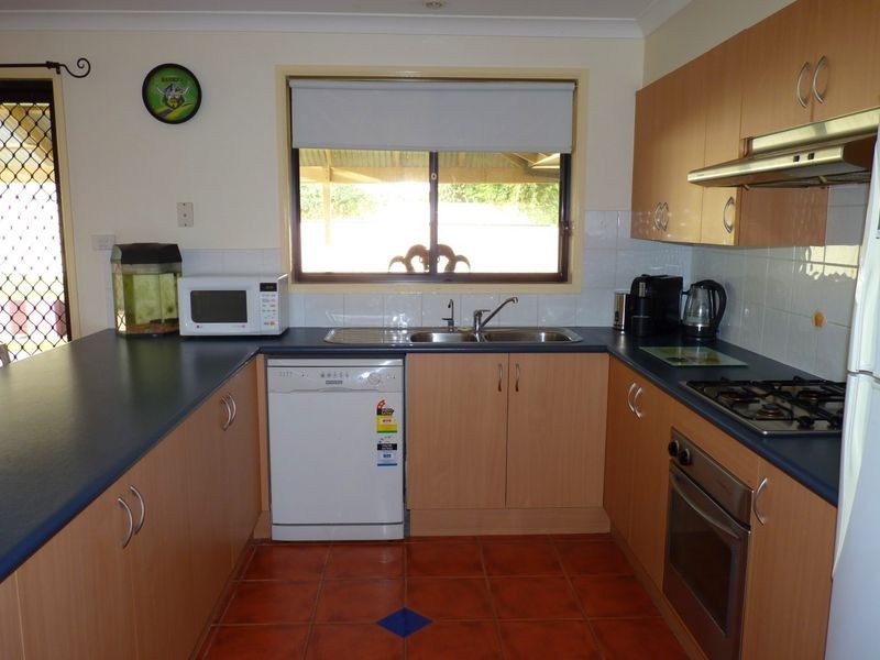 124 Garside Road, Mollymook NSW 2539
