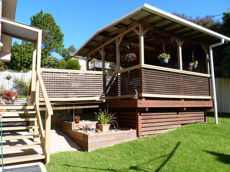 24 Scorpio Grove, Narrawallee NSW 2539